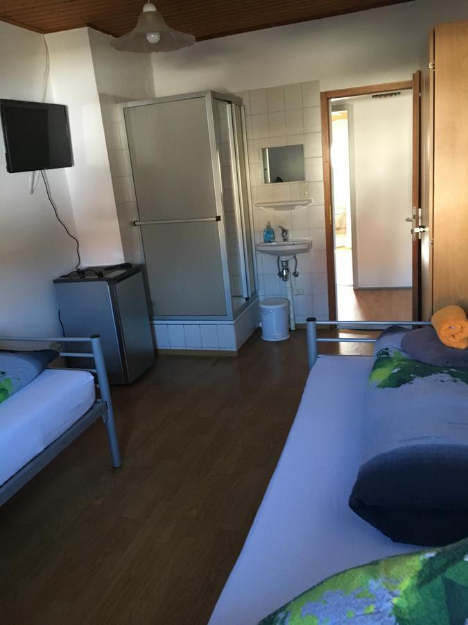 Zur Krone Wolfsegg Extérieur photo